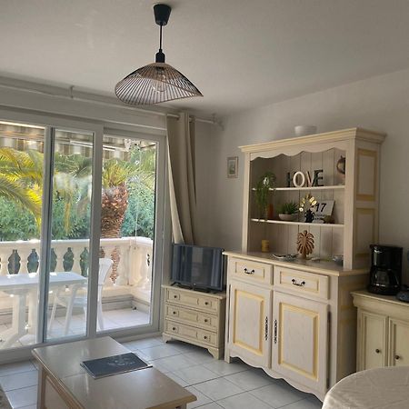 Le Tropical Lejlighed Fréjus Eksteriør billede